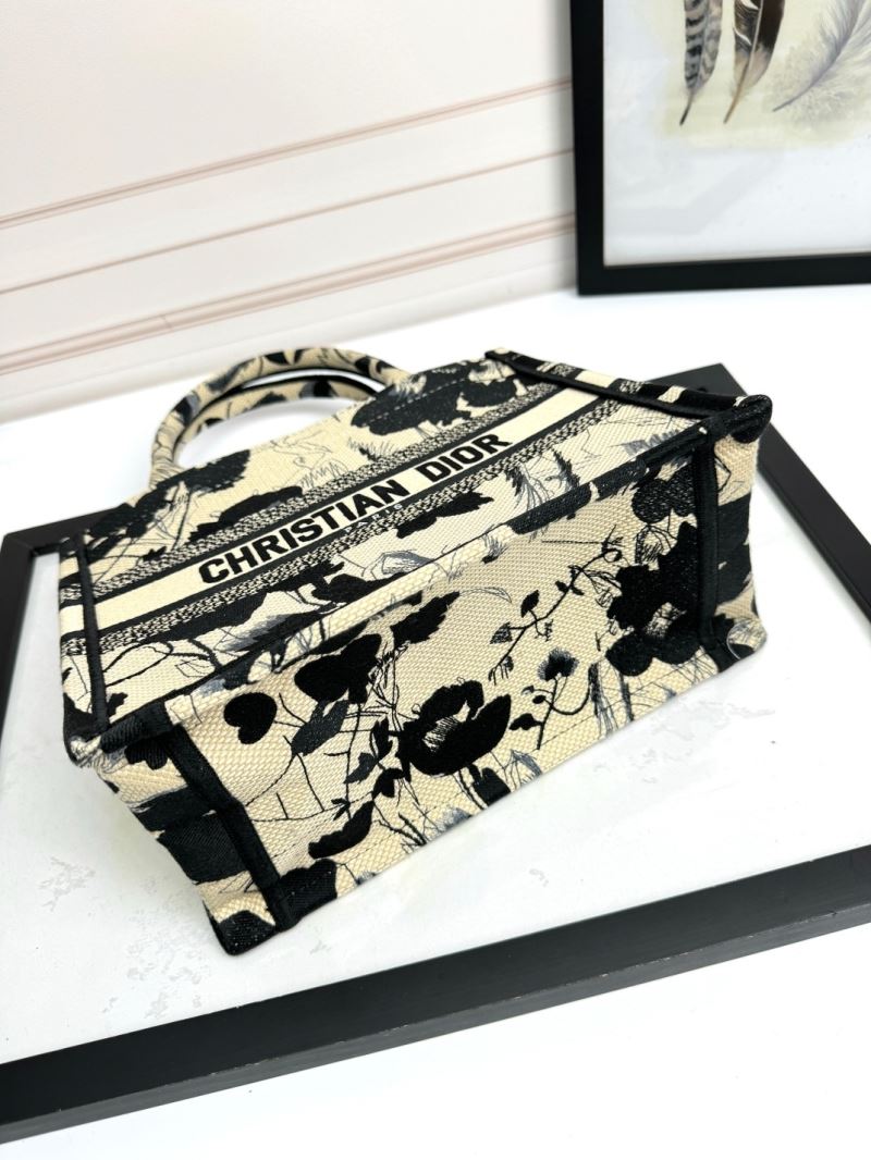 Christian Dior Shopping Bags